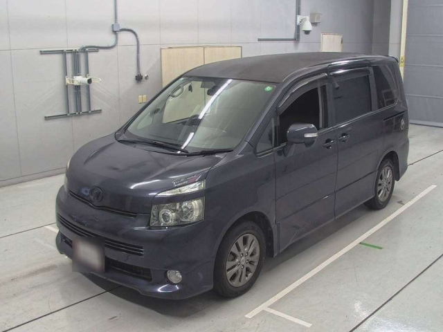 TOYOTA VOXY 2007