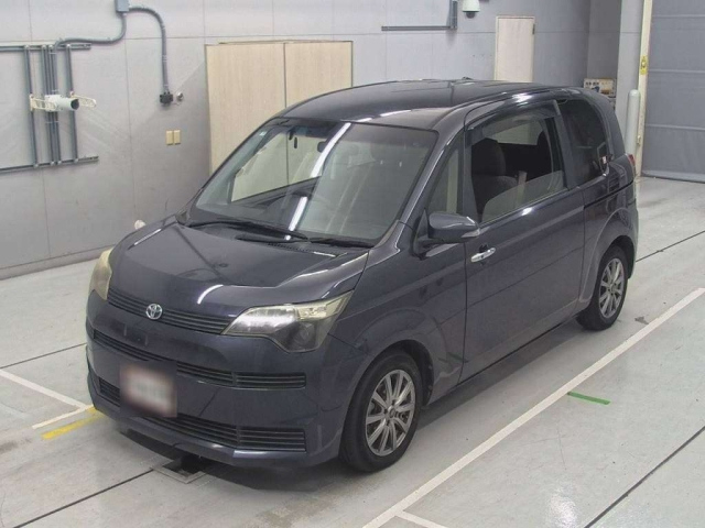 TOYOTA SPADE 2012