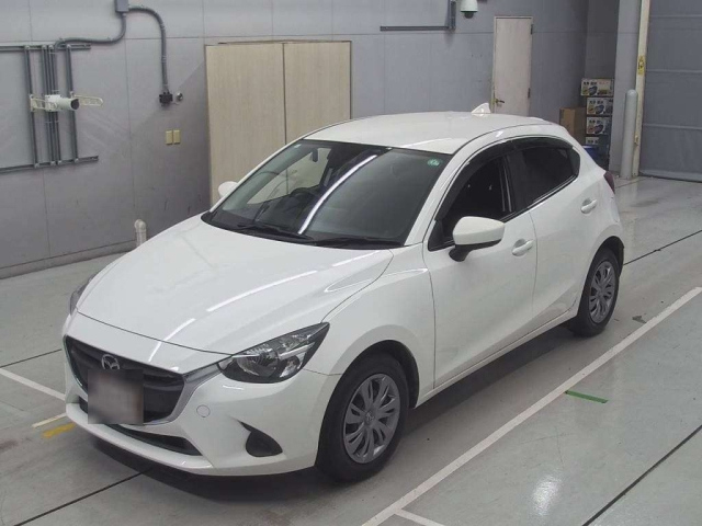 MAZDA DEMIO 2019