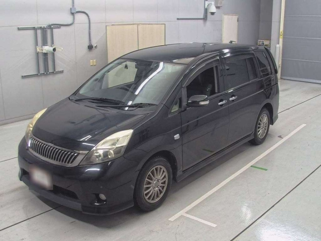 TOYOTA ISIS 2012