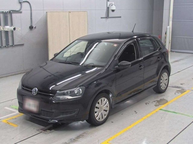 VOLKSWAGEN POLO 2014