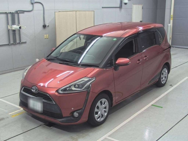 TOYOTA SIENTA 2017