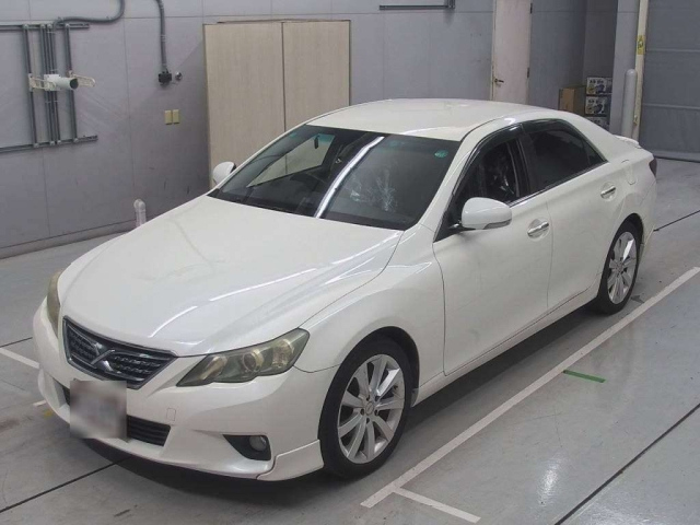 TOYOTA MARK X 2010