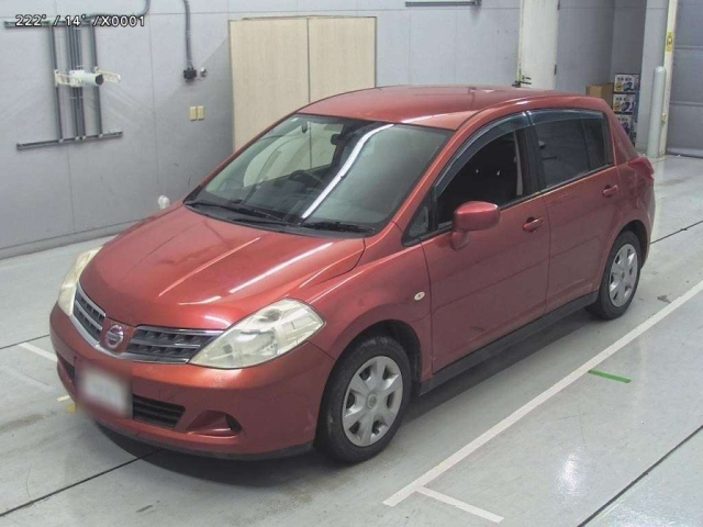 NISSAN TIIDA 2012