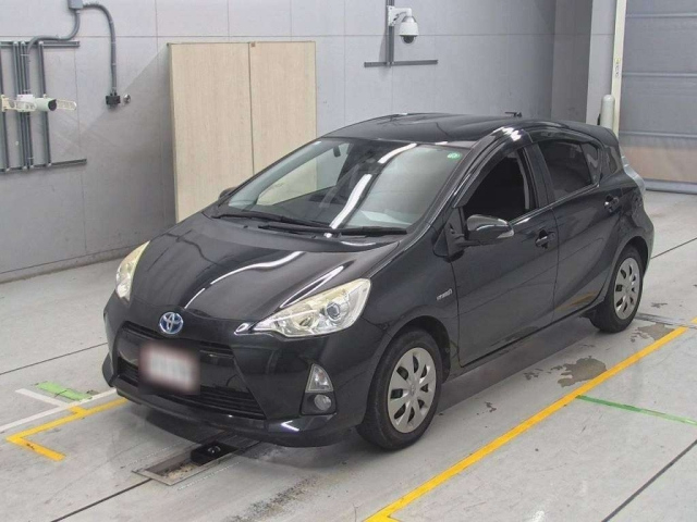 TOYOTA AQUA 2014