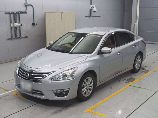 NISSAN TEANA 2017