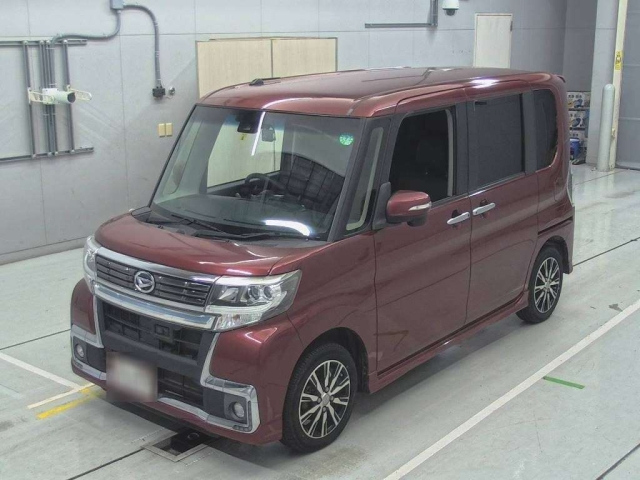 DAIHATSU TANTO 2016