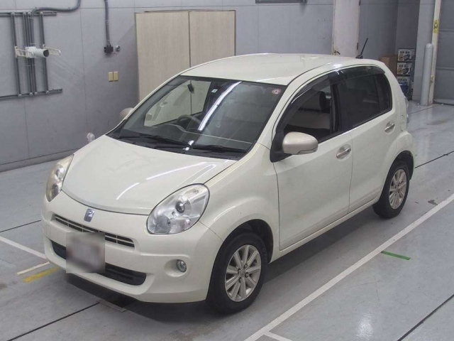 TOYOTA PASSO 2010