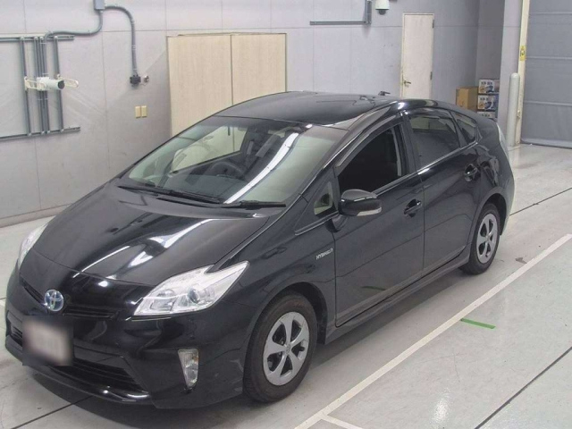 TOYOTA PRIUS 2012
