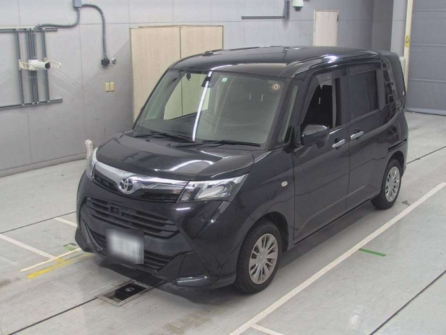 TOYOTA TANK 2016