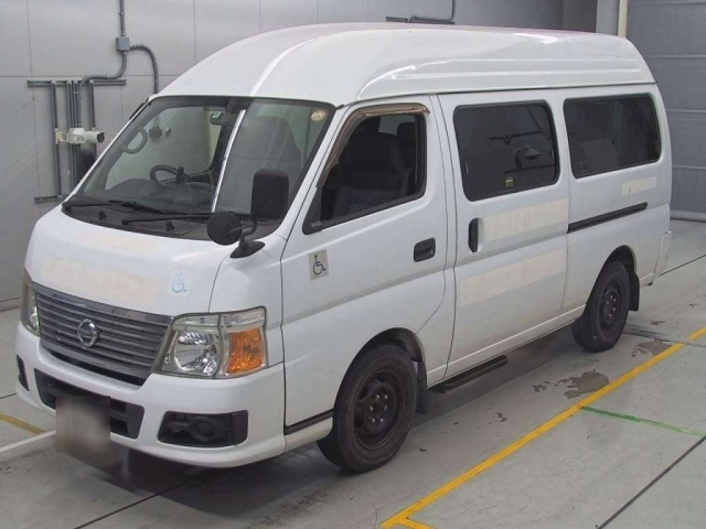 NISSAN CARAVAN BUS 2011