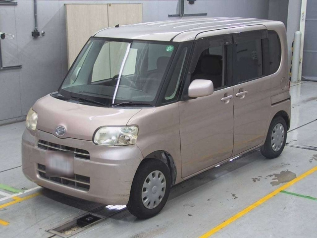 DAIHATSU TANTO 2009