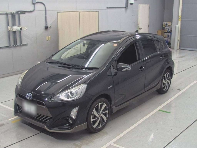 TOYOTA AQUA 2014