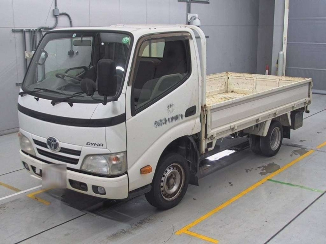 TOYOTA DYNA 2012