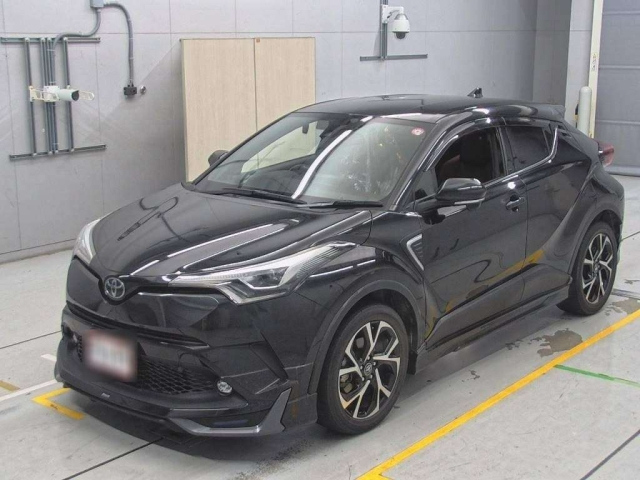 TOYOTA C-HR 2018