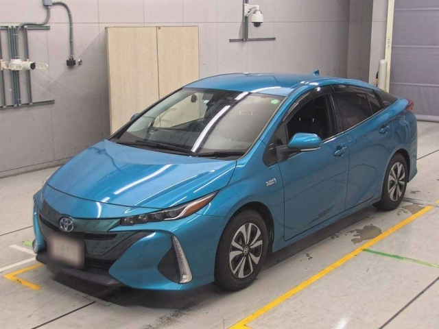 TOYOTA PRIUS PHV 2018