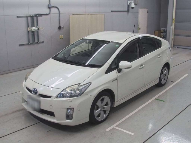 TOYOTA PRIUS 2011