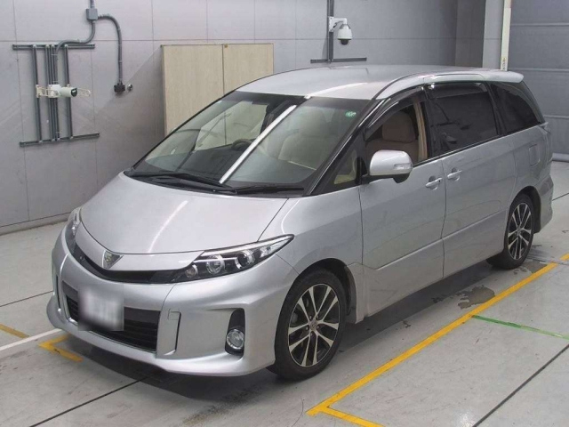 TOYOTA ESTIMA 2013