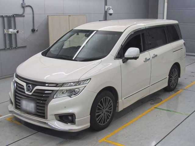 NISSAN ELGRAND 2015