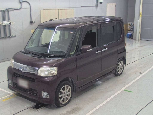 DAIHATSU TANTO 2012
