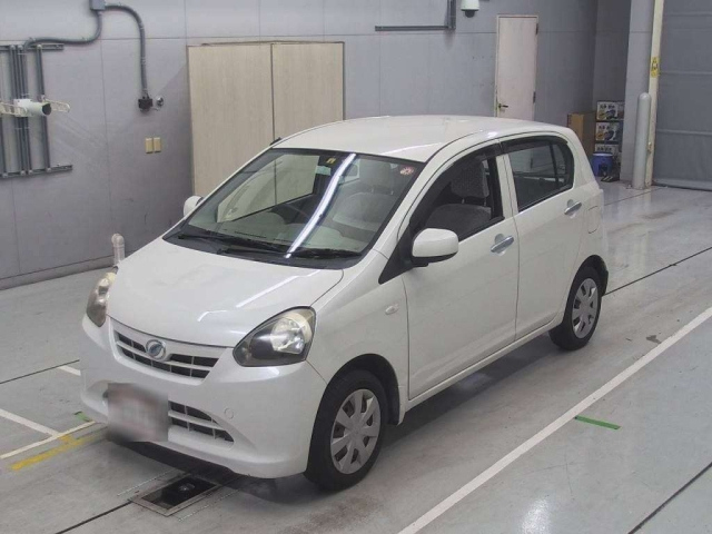 DAIHATSU MIRA E S 2012
