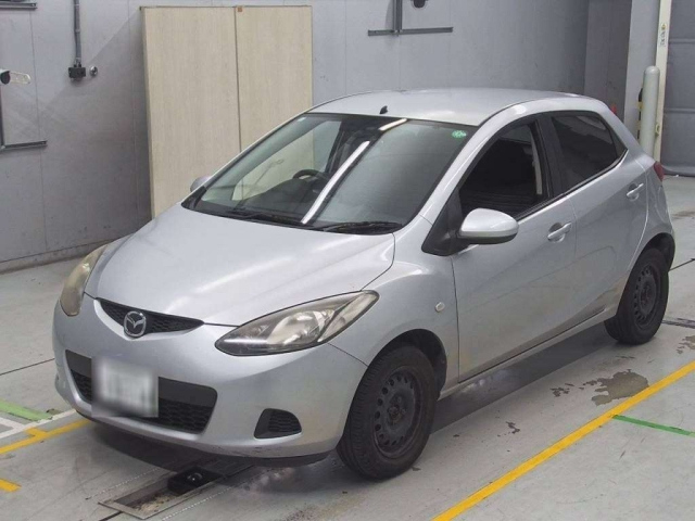 MAZDA DEMIO 2011