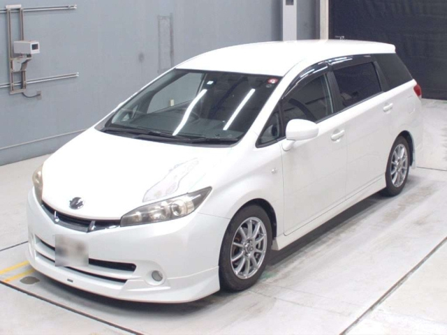 TOYOTA WISH 2010