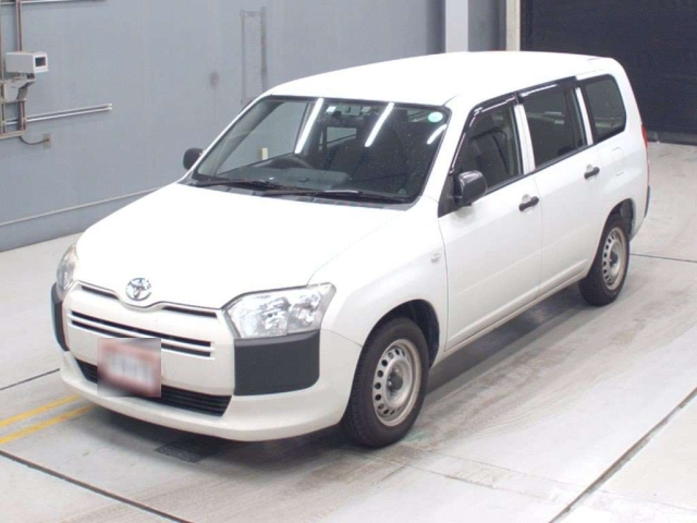 TOYOTA PROBOX 2017