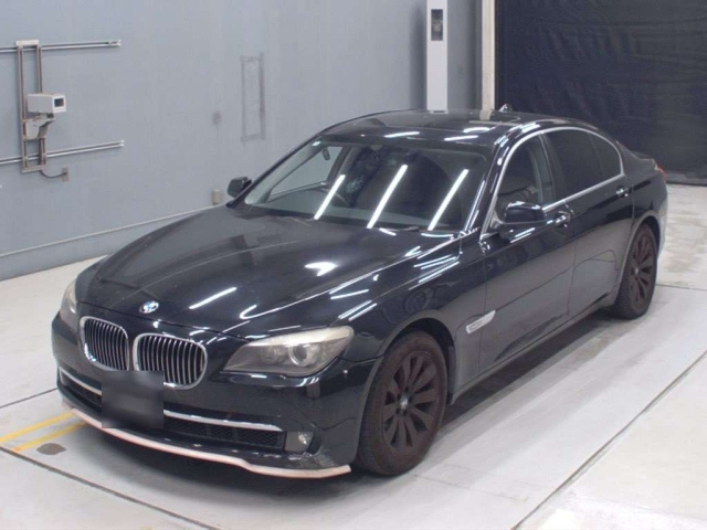 BMW 7 SERIES 2010