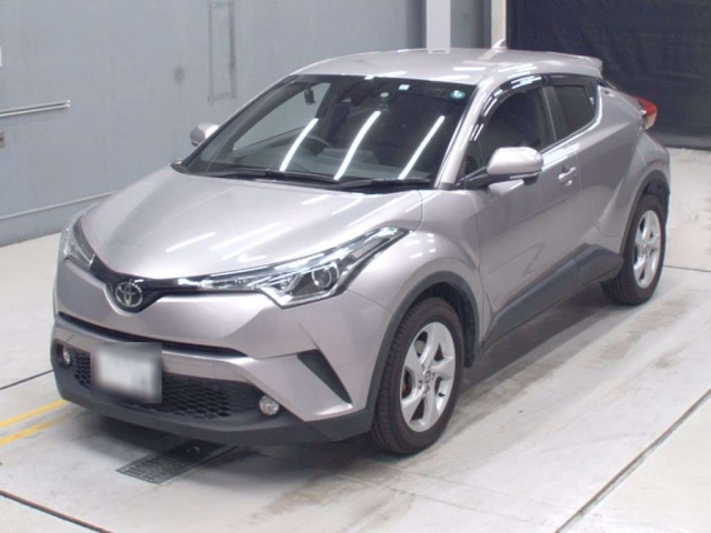 TOYOTA C-HR 2017
