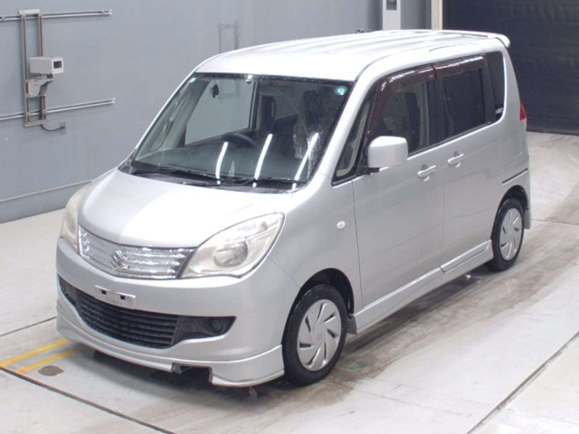 SUZUKI SOLIO 2013