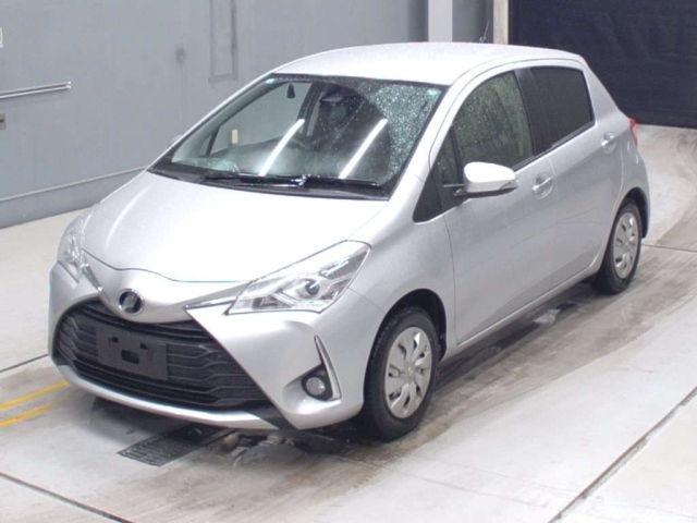 TOYOTA VITZ 2019