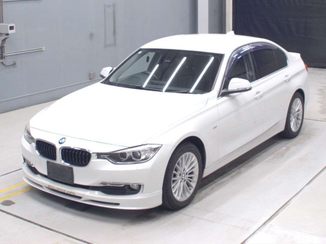 BMW 3 SERIES 2012