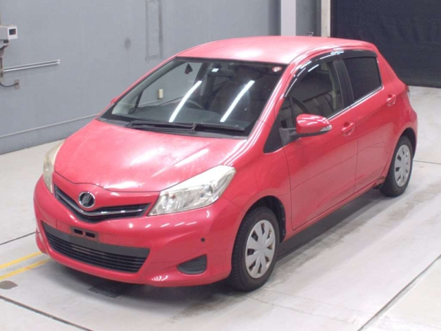 TOYOTA VITZ 2012