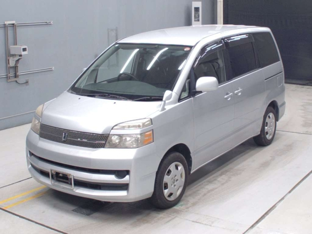 TOYOTA VOXY 2006