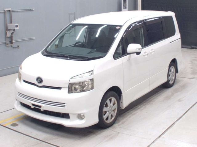 TOYOTA VOXY 2008
