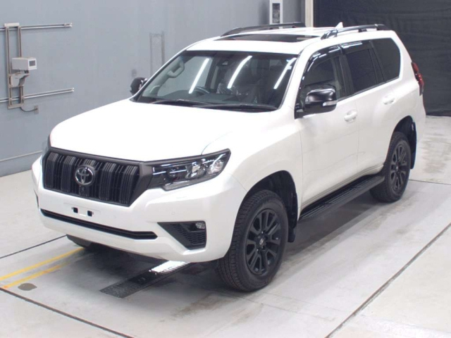 TOYOTA LAND CRUISER PRADO 2022