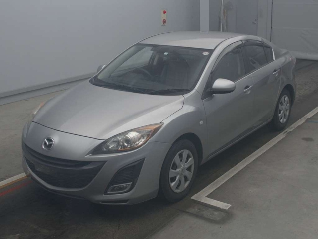 MAZDA AXELA 2010