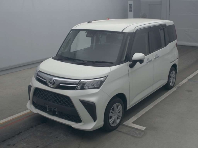 TOYOTA ROOMY 2021