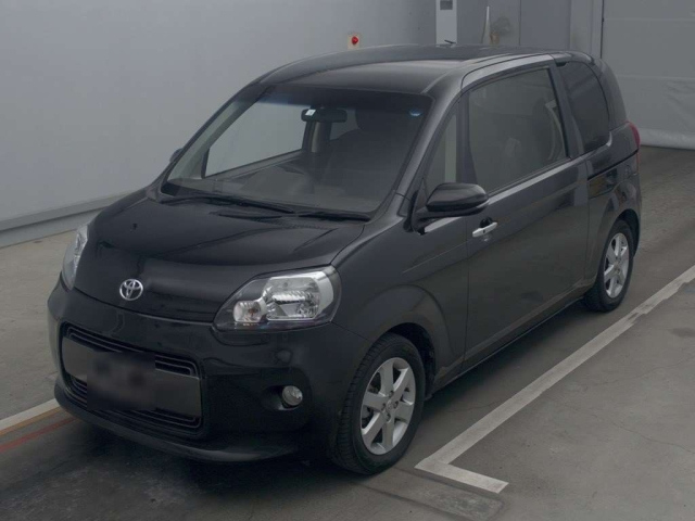 TOYOTA PORTE 2016
