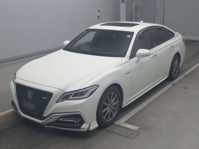 TOYOTA CROWN 2018