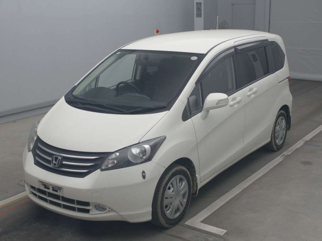 HONDA FREED 2010