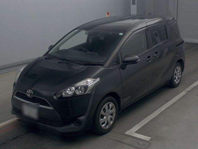 TOYOTA SIENTA 2017