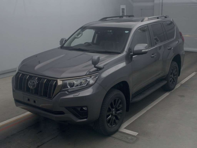 TOYOTA LAND CRUISER PRADO 2021