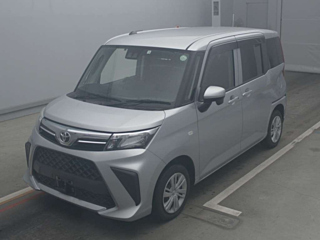 TOYOTA ROOMY 2022