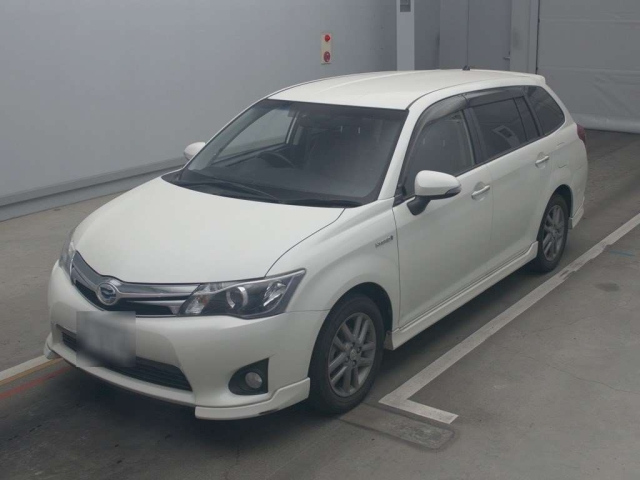TOYOTA COROLLA FIELDER 2014