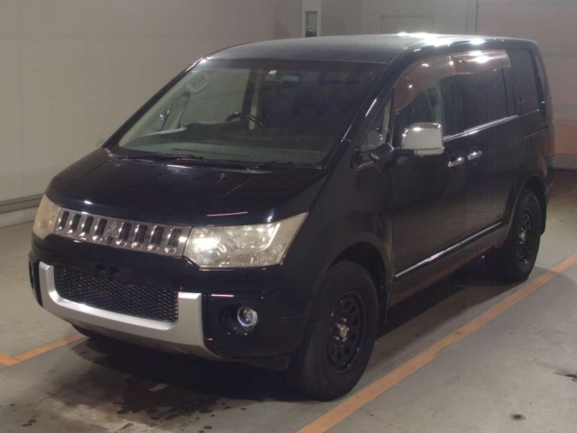 MITSUBISHI DELICA D5 2008