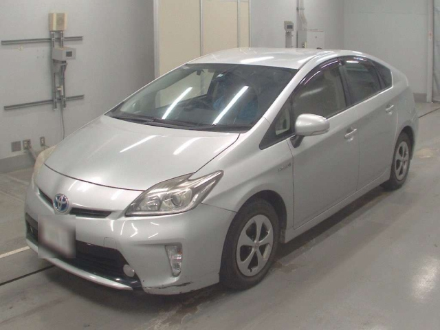 TOYOTA PRIUS 2012