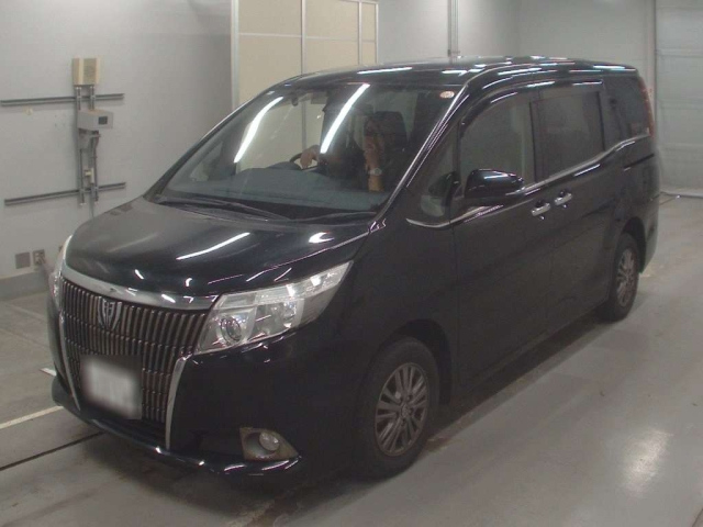 TOYOTA ESQUIRE 2017