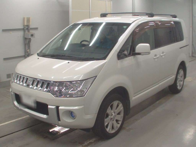 MITSUBISHI DELICA D5 2007